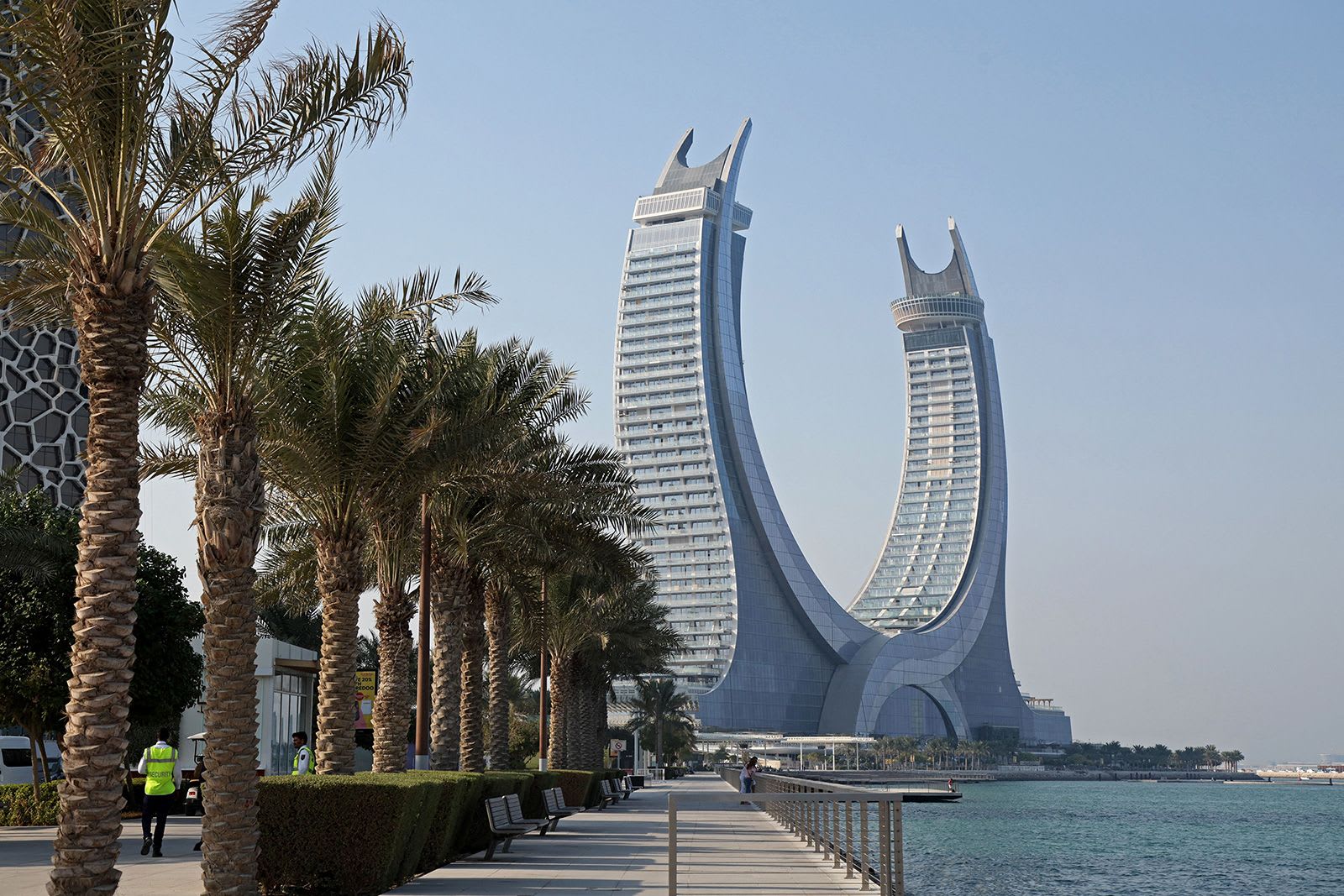انبثقت من الرمال.. ألق نظرة على المدينة المستقبلية التي تنافس عاصمة قطر