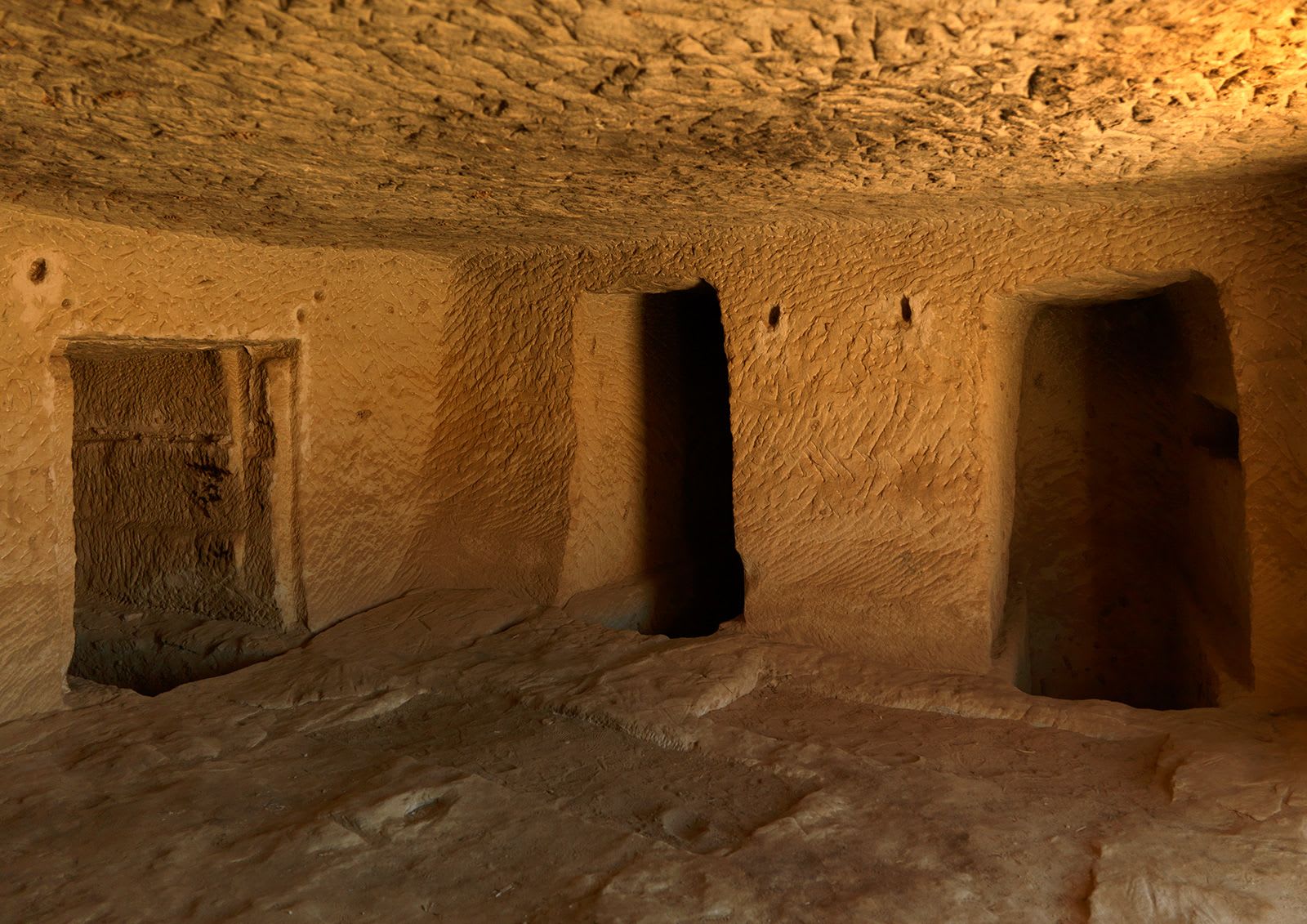 موقع الحجر الأثري في السعودية