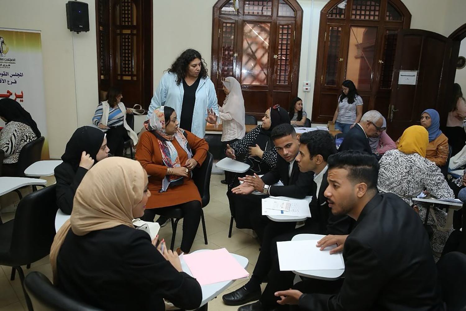 جانب من الندوات التعريفية الحاضنة الابتكارية لريادة الأعمال الاجتماعية بصعيد مصر في محافظة الأقصر