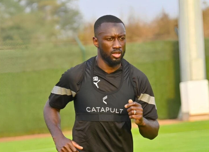 يوسف سابالي لاعب منتخب السنغال