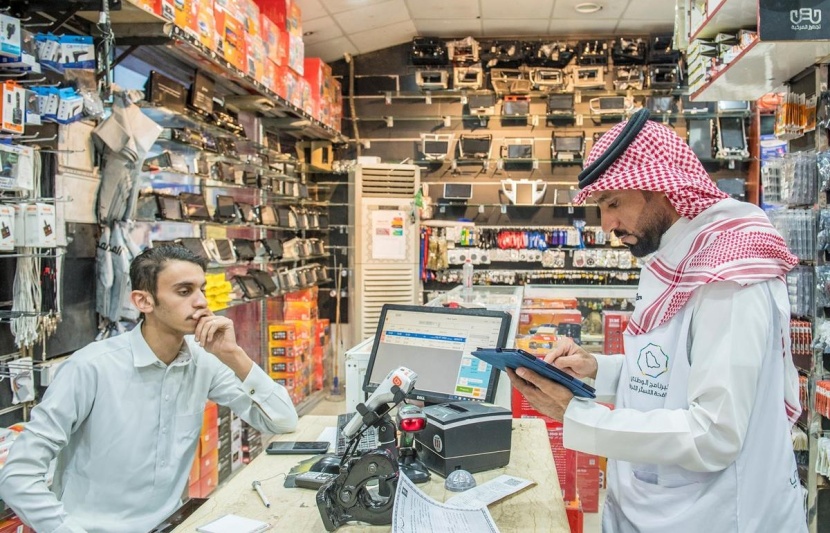 117 حالة اشتباه بالتستر التجاري في السعودية خلال أبريل  