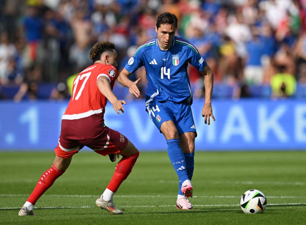 سويسرا ضد إيطاليا (4)