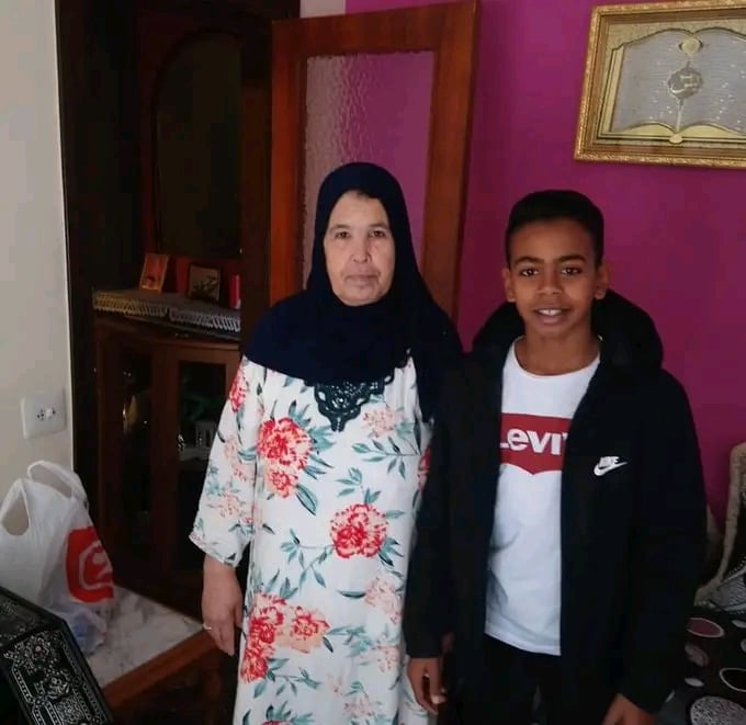 لامين يامال مع جدته فاطمة المغربية (1)