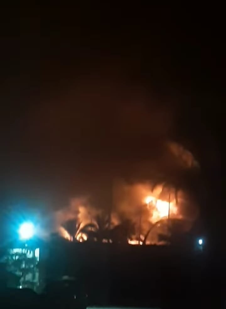 حريق بمصنع في المنطقة الصناعية بمدينة 6 أكتوبر (5)