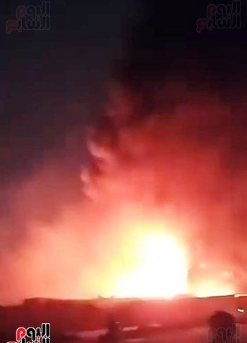 حريق مصنع كيماويات فى مدينة 6 أكتوبر (15)